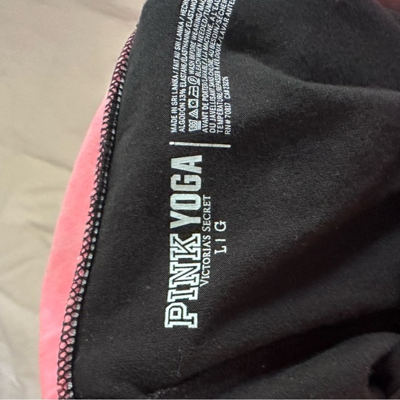 Y2K PINK Victoria Secret  YOGA SHORTIE SHORTS - Picture 3 of 3